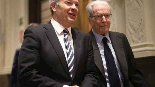 ep el ministro de justicia juan carlos campo izq y el jurista antonio garrigues walker dech a su