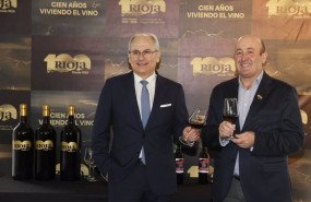 ep ezquerro y lapuente brindan por el centenario de la doca rioja