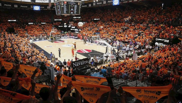 ep la fonteta durante un partido del valencia basket