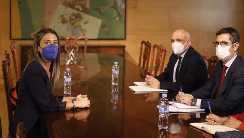 ep la portavoz de junts miriam nogueras durante su reunion con el ministro de la presidencia felix