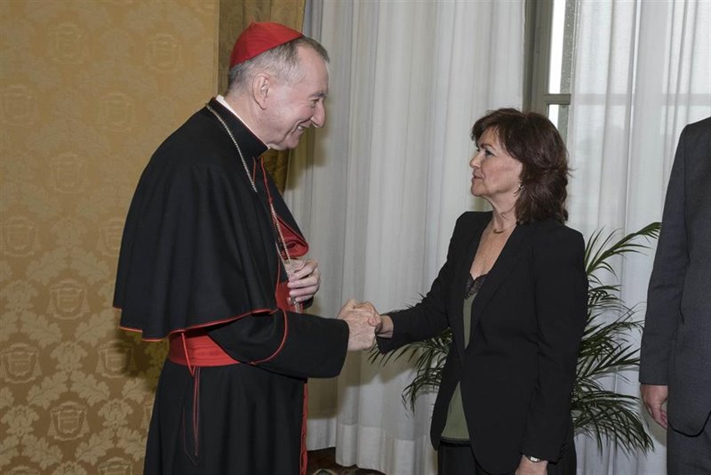 ep la vicepresidenta del gobierno carmen calvo y el secretario de estado del vaticano pietro parolin