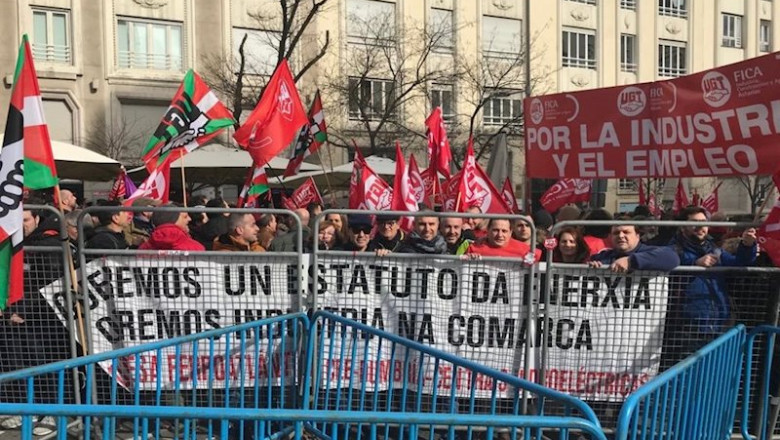 Participantes en la manifestación por la industria electrointensiva | CEDIDA ep participantes en la manifestacion por la industria electrointensiva