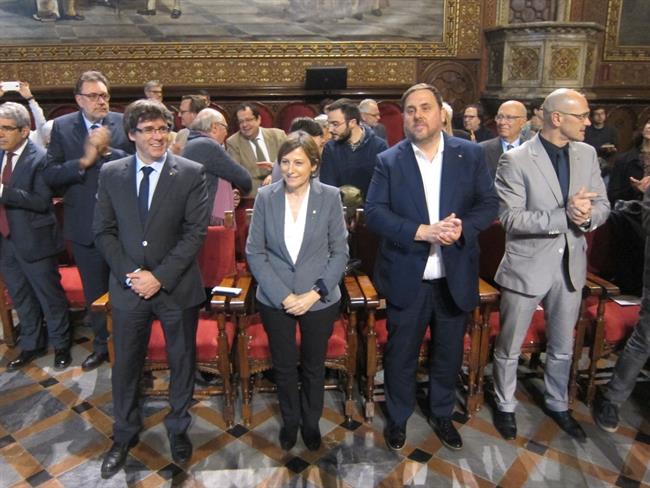 El pte.C.Puigdemont, la pta.C.Forcadell, el vpte.O.Junqueras y el conseller R.Ro | EUROPA PRESS ep ptecpuigdemont la ptacforcadell vpteojunquerasconseller rro
