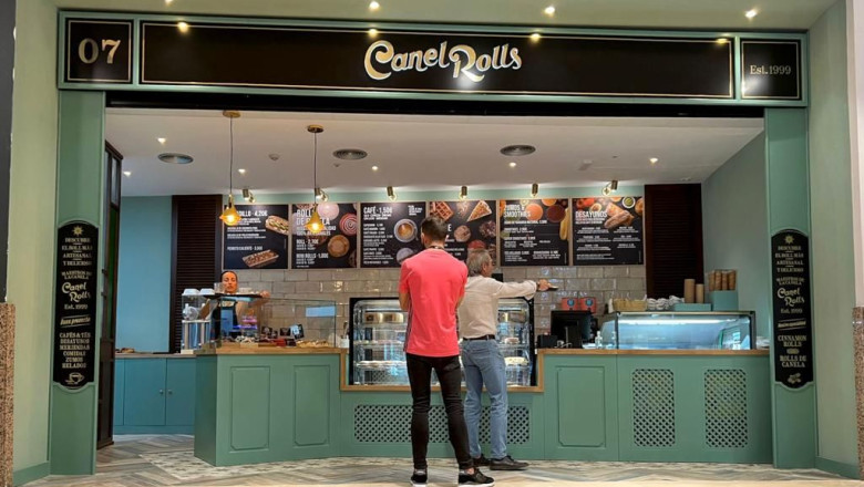 canel rolls presenta en jerez de la frontera la nueva decoracion disenada para la cadena