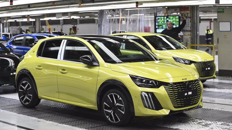 ep archivo el superavit comercial del automovil cae un 047 en 2024 con 85881 millones de euros ep archivo el superavit comercial del automovil cae un 047 en 2024 con 85881 millones de euros