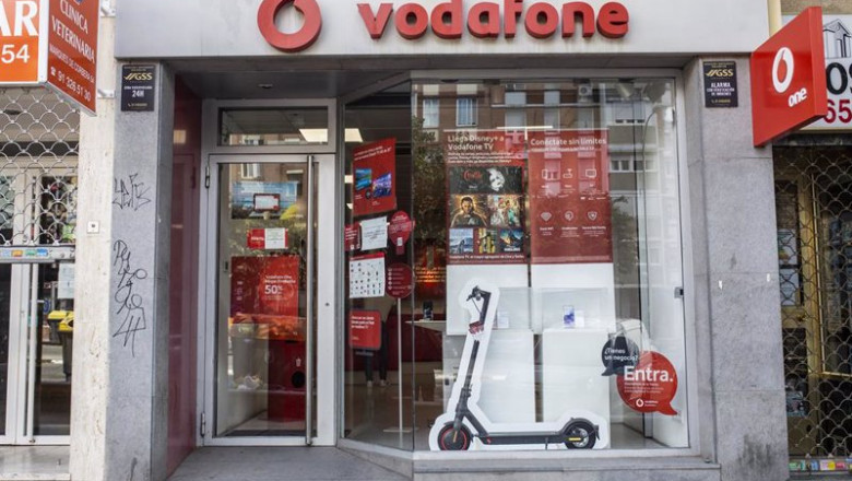 ep archivo una tienda de vodafone en madrid ep archivo una tienda de vodafone en madrid