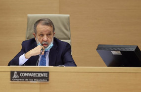 ep el defensor del pueblo en funciones y adjunto primero francisco fernandez marugan minutos antes