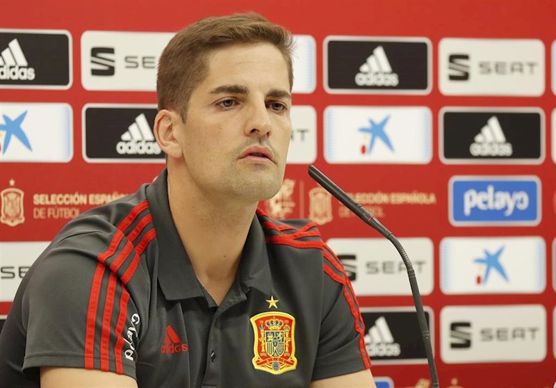 ep el entrenador de la seleccion espanola de futbol robert moreno