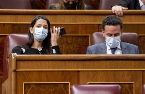 ep el portavoz adjunto en el congreso edmundo bal y la lider de cs ines arrimadas en una sesion