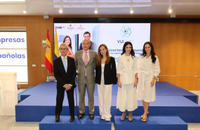 ep foto de familia de los participantes en la jornada para presentar la ventanilla unica de