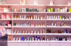 ep imagen de la tienda de miin cosmetics en illa diagonal de barcelona