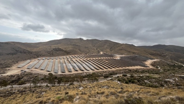ep ise energia gransolar pone en marcha 10 mw fotovoltaicos para cajamar en almeria