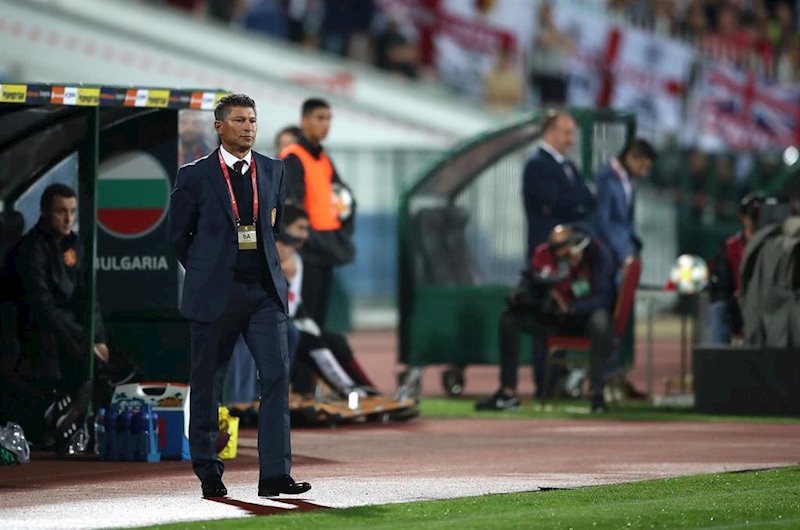 ep krasimir balakov en la banda del vasil levski durante el duelo entre bulgaria e inglaterra