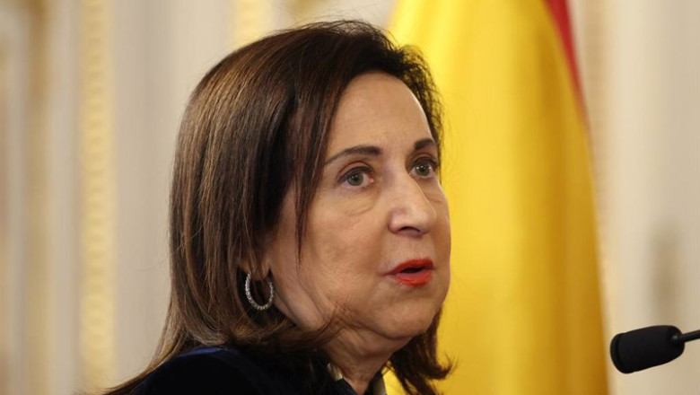 ep la ministra de defensa margarita robles preside el acto de imposicion de condecoraciones con