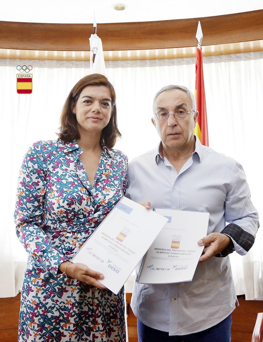 Sara Mateos, directora de la Fundación DISA, junto a Alejandro Blanco | COE ep sara mateos directorala fundacion disa juntoalejandro blanco
