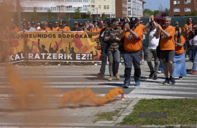 ep varias personas durante una concentracion de trabajadores de tubos reunidos ep varias personas durante una concentracion de trabajadores de tubos reunidos