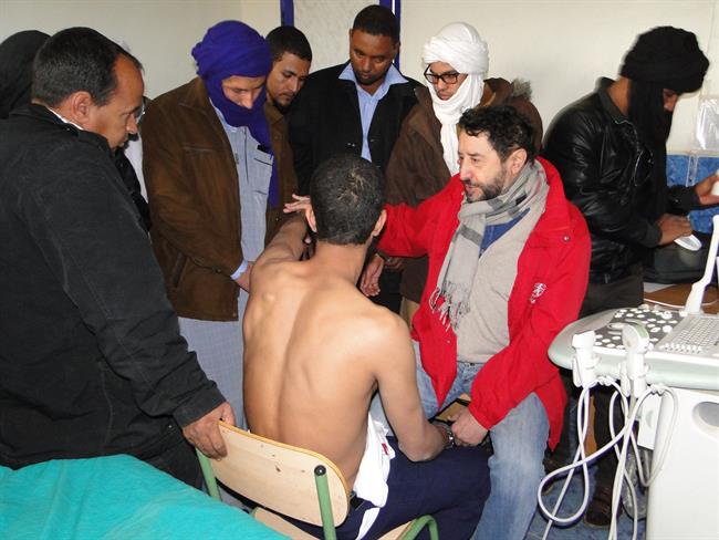 Viaje al Sahara que responsables de la Fundación SEMG Solidaria | CEDIDA POR SEMG ep viajesahararesponsablesla fundacion semg solidaria