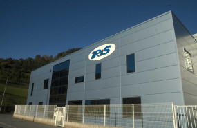 iris chains comunicae 