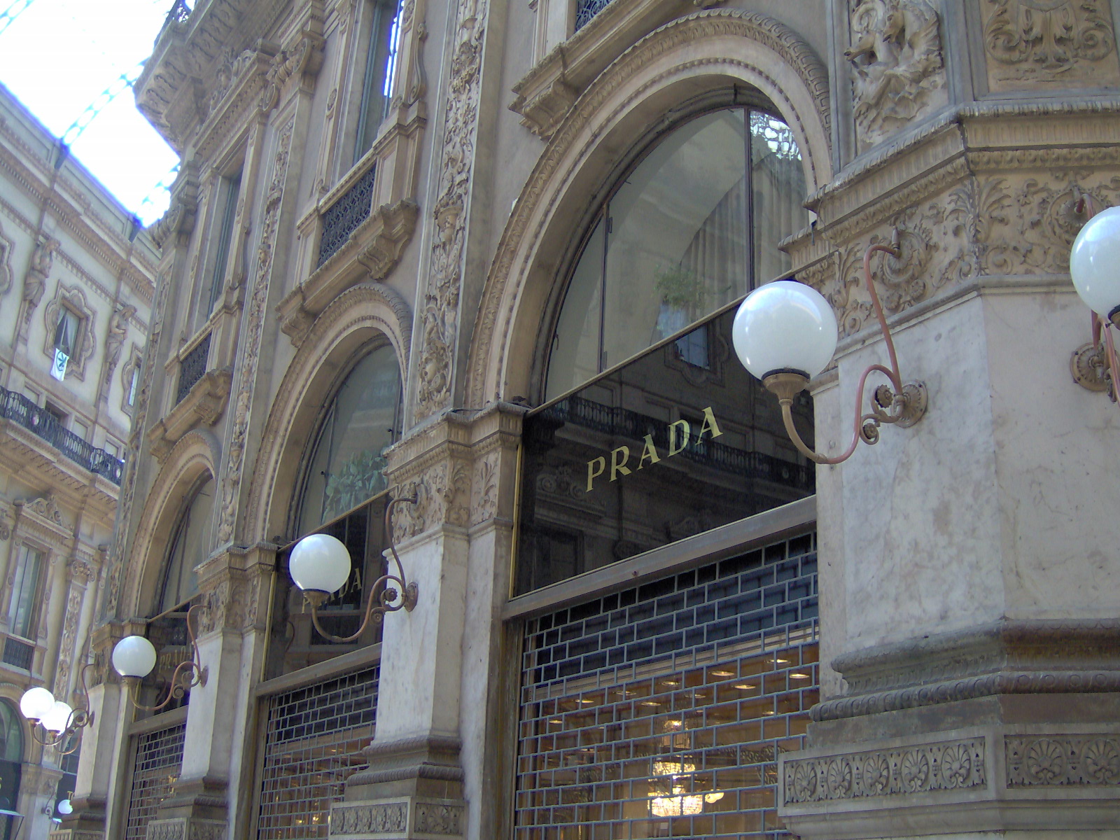 Prada Prada