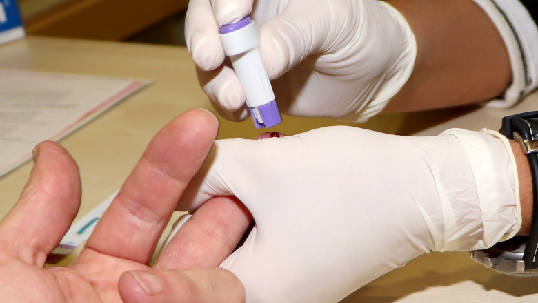 1575018077 fotos farmaciagipuzkoaprueba vih 8