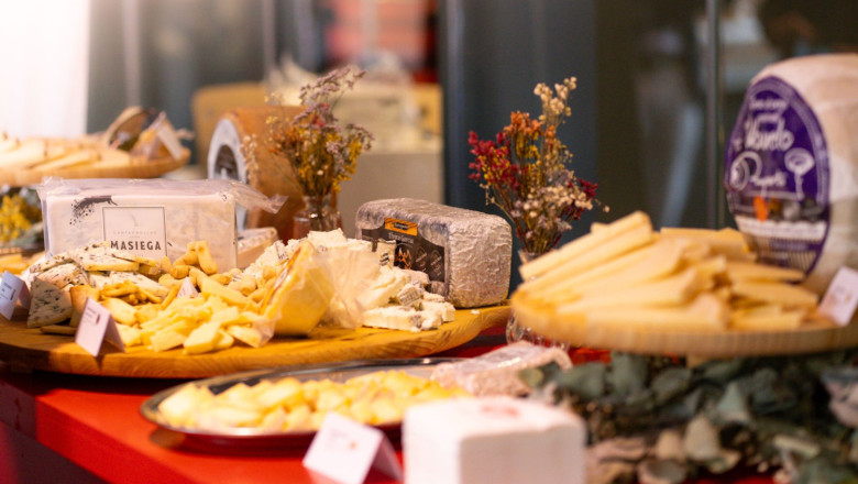 a7300898 20251016171349 