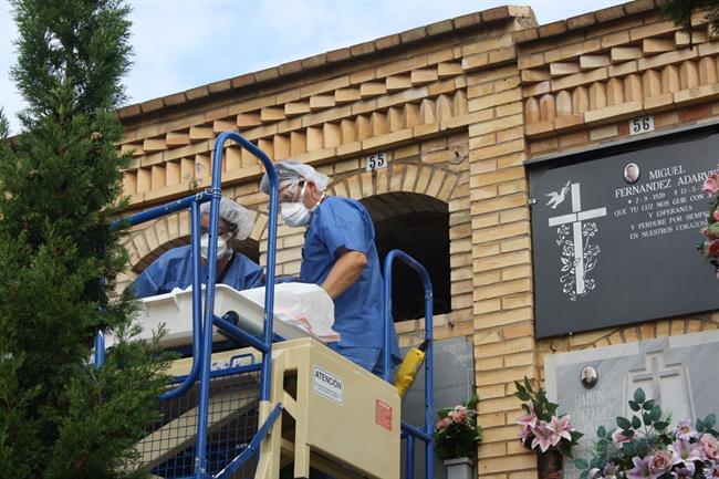 Acto de exhumación en el cementerio de Paterna | AYUNTAMIENTO DE CHIVA ep actoexhumacioncementeriopaterna