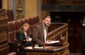 ep archivo   el diputado de compromis alberto ibanez durante una sesion plenaria en el congreso de