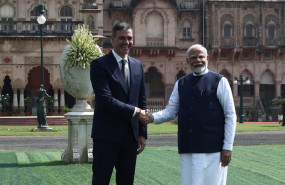 ep archivo   el presidente del gobierno pedro sanchez i y el primer ministro indio narendra modi d