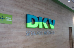 ep archivo   sede central de dkv seguros en espana situada en zaragoza