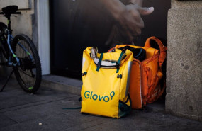 ep archivo una mochila de glovo en una calle del centro de madrid ep archivo una mochila de glovo en una calle del centro de madrid