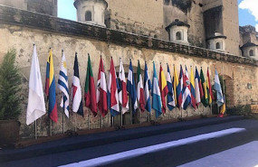 ep banderas de paises participantes en la cumbre iberoamericana