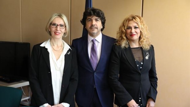 ep beatriz becerra mario garcespilar juradoun actomadrid