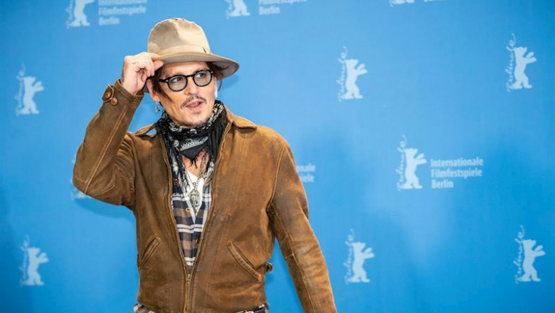 ep el actor johnny depp en el photocall de la pelicula minamata en la berlinale a 21 de febrero de ep el actor johnny depp en el photocall de la pelicula minamata en la berlinale a 21 de febrero de