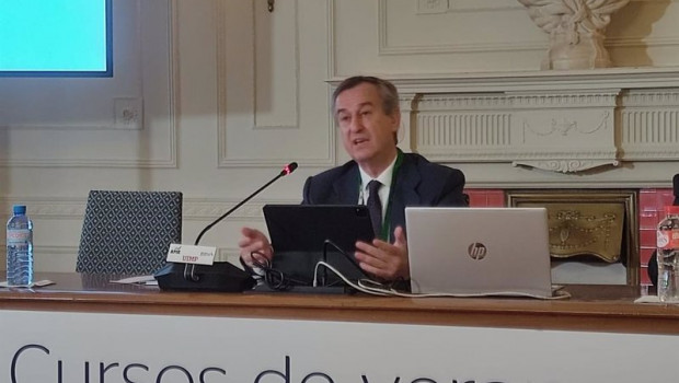 ep el consejero delegado del banco sabadell cesar gonzalez bueno en su intervencion en los cursos de