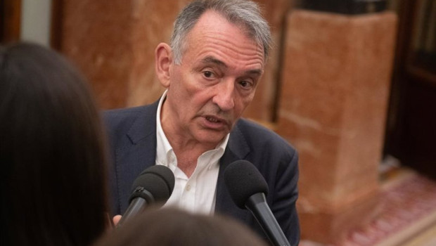 ep el diputado de sumar enrique santiago durante una sesion plenaria en el congreso a 11 de