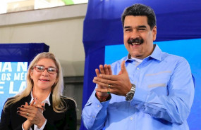 ep el presidente de venezuela nicolas maduro junto a su mujer cilia flores