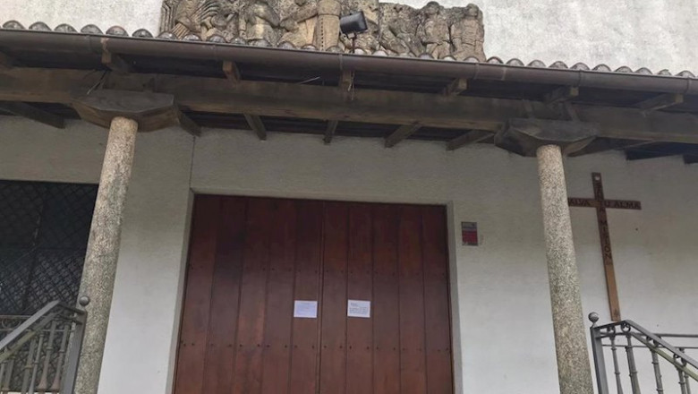 ep iglesia cerrada por la crisis del coronavirus covid-19 confinamiento en galicia