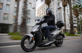 ep kymco lanza la nueva agility nx 125 con abs de doble canal y control de traccion desde 2490 euros
