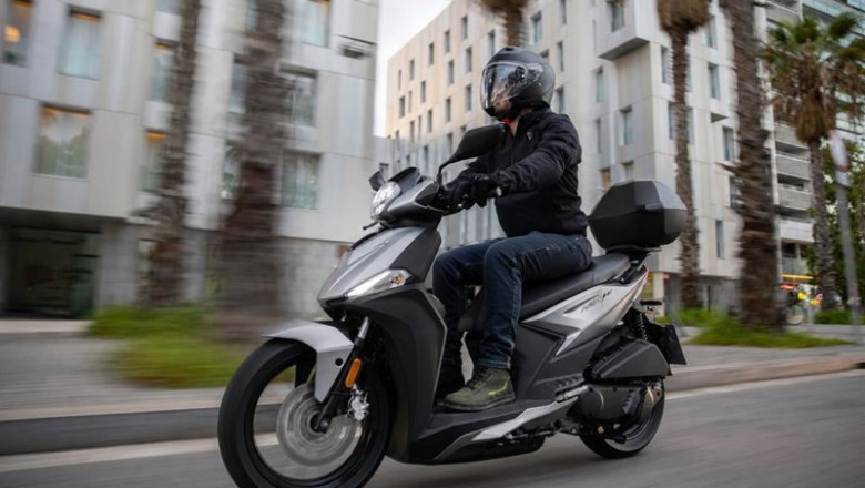 Kymco lanza la nueva Agility NX 125 con ABS de doble canal y control de tracción desde 2.490 euros | KYMCO ep kymco lanza la nueva agility nx 125 con abs de doble canal y control de traccion desde 2490 euros