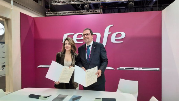 ep la presidenta de paradores raquel sanchez y el presidente de la fundacion de ferrocarriles