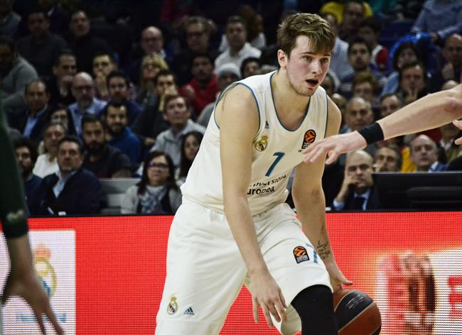 Luka Doncic durante un partido | EUROPA PRESS - Archivo ep luka doncic durantepartido
