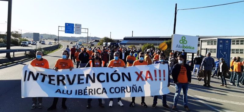 ep protesta del comite de empresa de alu iberica en a coruna el jueves 15 de octubre ep protesta del comite de empresa de alu iberica en a coruna el jueves 15 de octubre