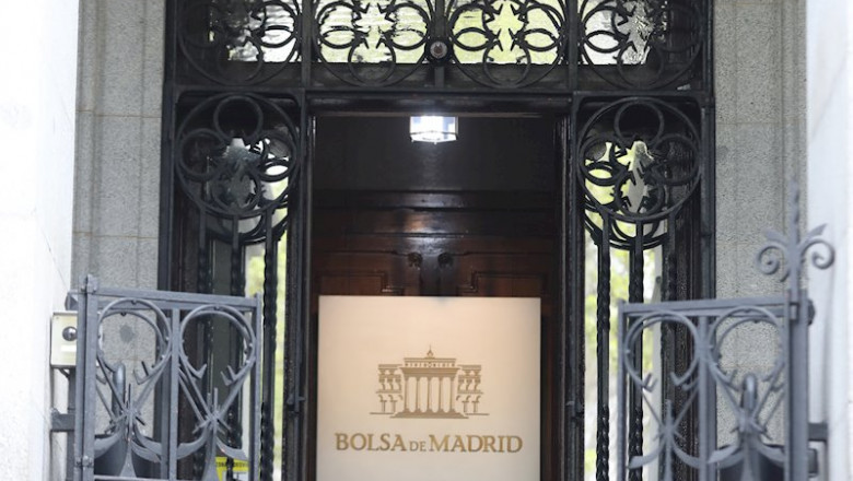 ep puerta del edificio de la bolsa de madrid