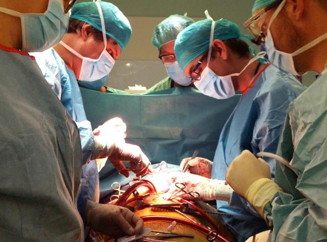 Sustitución de la aorta del corazón a los pies | QUIRONSALUD ep sustitucionla aortacorazonlos pies