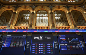 ep un panel del ibex 35 en el palacio de la bolsa de madrid a 5 de septiembre de 2023 en madrid