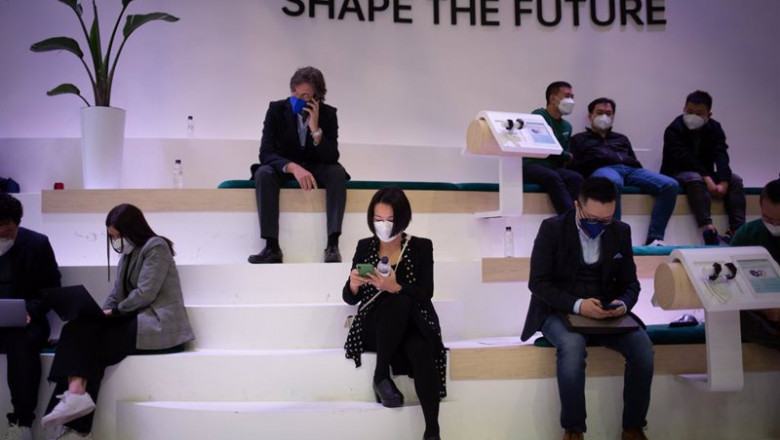 Varias personas en la inauguración del Mobile World Congress 2022, en Gran Via de Fira de Barcelona, a 28 de febrero de 2022, en L'Hospitalet de Llobregat, Barcelona, Catalunya (España). Arranca una nueva edición del 'GSMA Mobile World Congress Barcelona | David Zorrakino - Europa Press ep varias personas en la inauguracion del mobile world congress 2022 en gran via de fira de