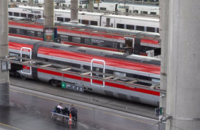 ep varios trenes en la estacion puerta de atocha almudena grandes