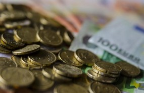 monedas moneda billete billetes euro euros capital efectivo metalico