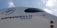 photo d archives du logo du groupe air france klm est represente sur le premier airbus a350 d air france lors d une ceremonie au siege du constructeur aeronautique airbus a colomiers 20240207180153 