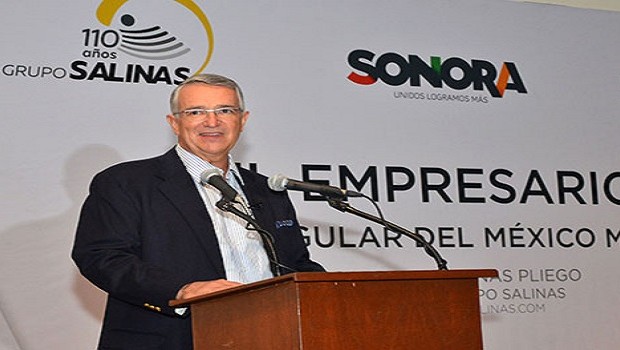 salinas pliego conferencia